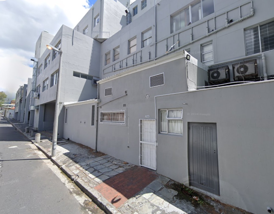 1 Bedroom Property for Sale in Wynberg Western Cape